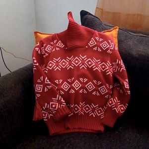 Perfect holiday or any time sweater